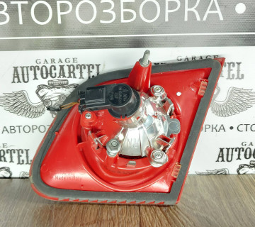 Ліхтар внутрішній лівий VW Passat B6 седан 3C5945093E