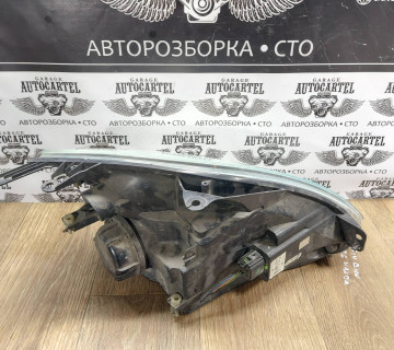 Фара ліва галоген Ford Fiesta V 2S6X13W030BH