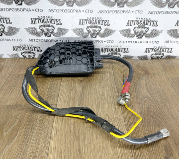 Захист клеми АКБ Audi A6 C6 4F0971812A