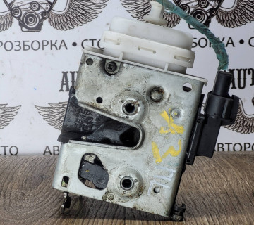 Замок дверей для Audi A3 8L0173B передній правий