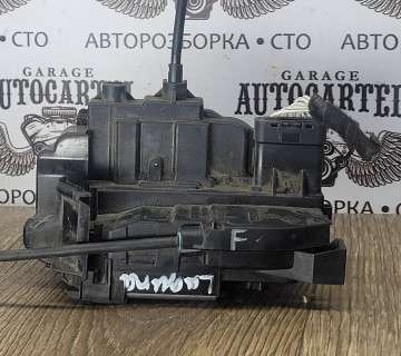 825000003R Замок задній правий renault laguna 3