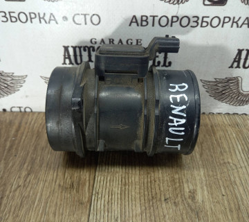 Витратомір повітря 1,5 dci Renault Fluence, Megane III, Logan II MCV,Dokker,8200682558B