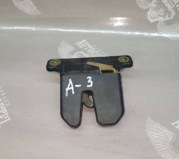 Замок кришки багажника AUDI A3 8L 8L0827505
