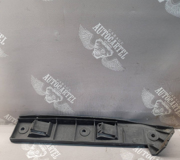 Кріплення бампера Volkswagen Golf V, Jetta V, кронштейн передній лівий 1K0807183