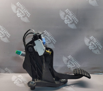 Педаль зчеплення Renault LAGUNA 3 2007-2012 (Рено Лагуна 3), 465030006R