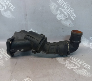 Корпус термостата VW Golf (VII) 2012 2.0tdi 04l121111