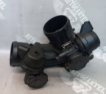 Дросельна заслінка Peugeot 307 Citroen C4 2.0hdi 9646846380