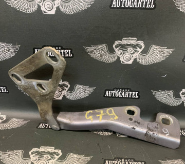 13213447 Петля капота ліва Opel Astra H 2004-2014