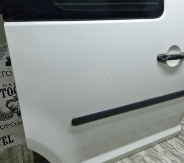 Бокова дверка ліва Volkswagen caddy 21621567