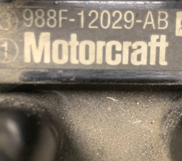 Котушка запалювання Ford Fiesta MK4 1.25 988f-12029-ab