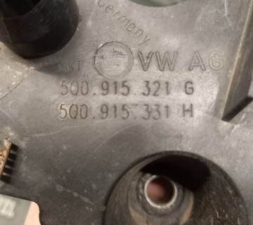 Полиця акумуляторна пластик нижня частина VW Golf VII 5q0915321g