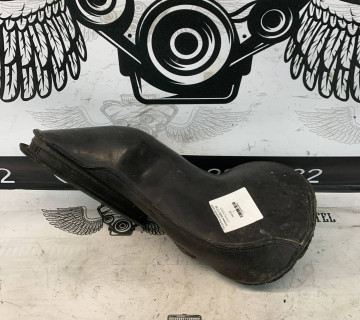 Патрубок мікрофільтра правий BMW 5 E39 64318379620r