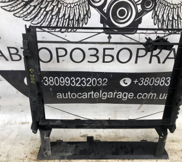 Кронштейн радіаторів бв LAND ROVER RANGE ROVER L322 3.0 D M57 10519311