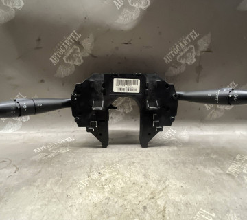 Перемикач підрульовий Citroen c4 picasso 96627924xt