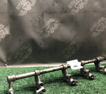 Паливна рейка 2.5 Volkswagen Touareg I (2002-2010) 070133317C