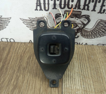Кнопка регулювання дзеркала Mazda 3 2003-2009 BJOE66600