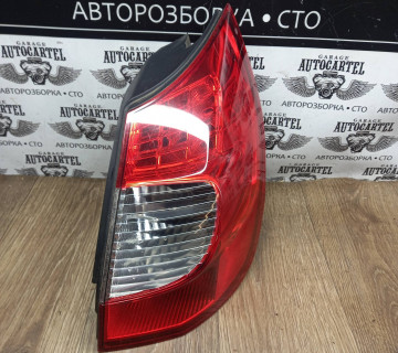 Ліхтар задній правий RENAULT SCENIC 2/Grand Scenic II, 8200474327a