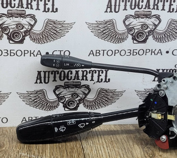 Підрульовий перемикач лівий Mercedes E-class (W211) 2002-2009 A1715400144