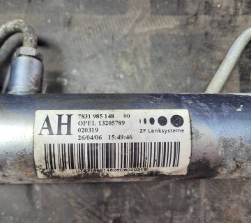 13205789 Рульова рейка opel corsas d