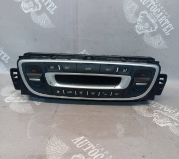 Блок управління клімат контролем,пічкою 275106046R Renault Fluence