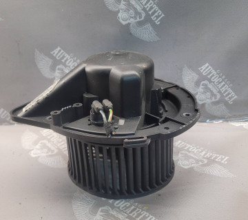 Вентилятор моторчик-печі для VW Passat B5 Valeo F664691L, 8D2820021