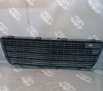Решітка радіатора MERCEDES-BENZ E-CLASS W210 2108800583, 21481031