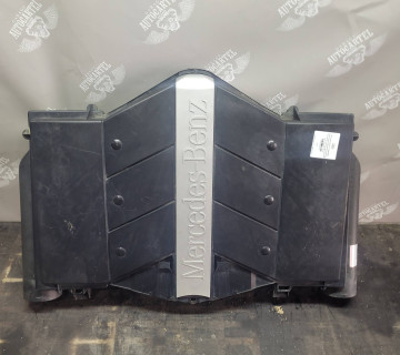 Mercedes-Benz A1120900601 Пластикова декоративна кришка з корпусом повітряного фільтра для двигунів M112