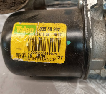 Моторчик склоочисника передній Nissan Note (E11) 2005-2013 53568902