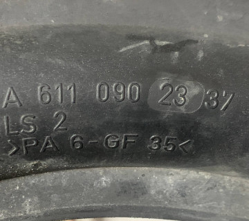 a6110903237 Впускний колектор Mercedes Vito 2.2cdi (W638) 1996-2003
