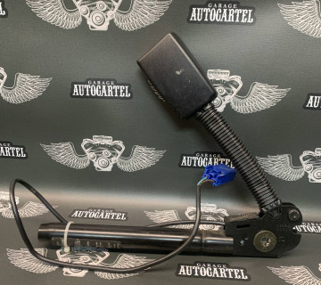 g5548a Преднатяжитель ременя безпеки правий MAZDA 3 I BK