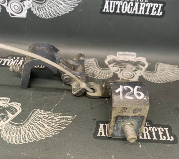 5j0827301 Петля кришки багажника SKODA Fabia II 07-14, Yeti 09-17