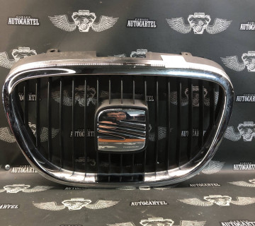 5p0853654-2 Решітка радіатора Seat Leon