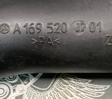 Патрубок інтеркулера Mercedes B-Class W245 2.0 CDI a1695200701