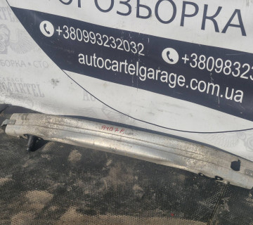 8e0807109jl Підсилювач переднього бампера Audi A4 (B7) 2004-2007