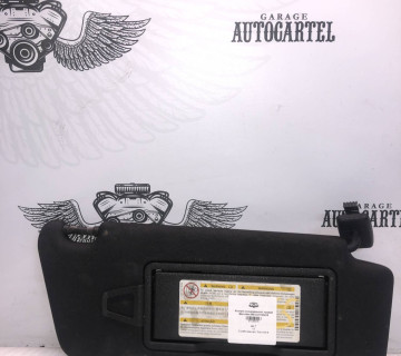Козирок сонцезахисний правий Mercedes W212 21729416