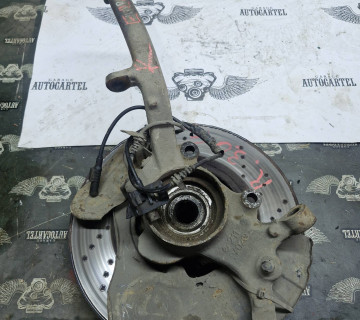 Поворотний кулак (цапфа) передня права E W211 2003-2009 3.0 4 matic 21816321