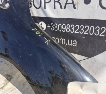 Крило переднє праве Volkswagen Fox 21846946