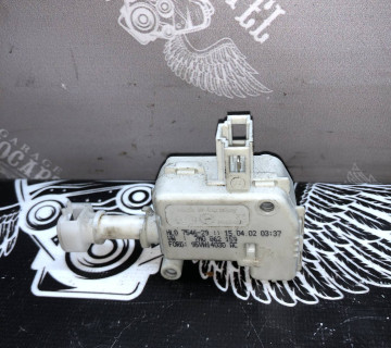 7M0862159 Привод замка задньої двірі багажника Vw sharan
