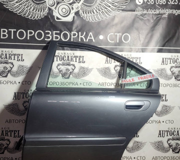 Дверка задня ліва volvo V50 2003-2012 l032