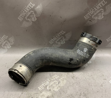 Патрубок інтеркулера правий Mercedes E-Class W212/C-Class W204 2.2 cdi a2045281682