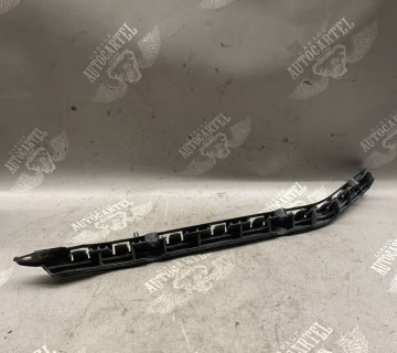 Кронштейн заднього бампера лівий Mercedes W204.седан a2048800330