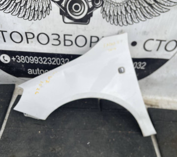 Крило переднє ліве Skoda Fabia 2 унів 21100321