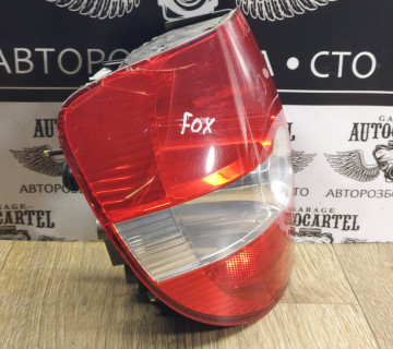 Ліхтар лівий (дефект) VW Fox 5Z0945095A