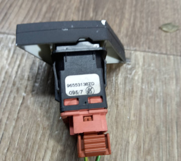 96553138ZD Кнопка ESP Peugeot/Citroen C4 Picasso 06-13