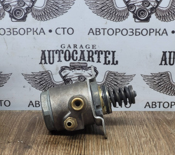 1.2 / 1.4 TSI Volkswagen Passat Golf VI Jetta Паливний насос високого тиску Фольксваген 03C127026C