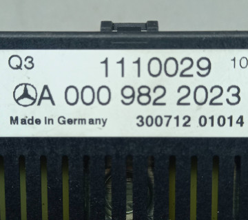 a0009822023 Блок електронний акб Mercedes-Benz e-class W212 W204 09-16,