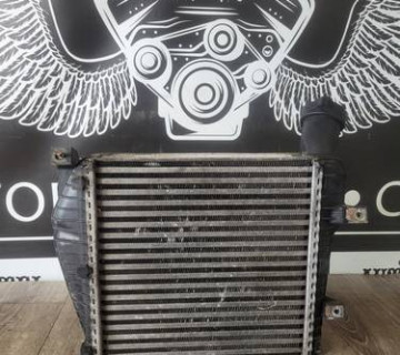 7l6145803c Радіатор інтеркулера Volkswagen Touareg 2002-2010
