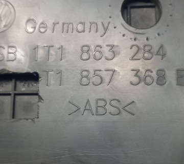 Бардачок (чорний) Volkswagen Touran 1t1863284