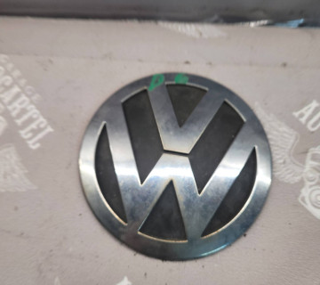 2K0853630B Емблема, значок, логотип кришки багажника VW Caddy, Passat B6 3C9853630B