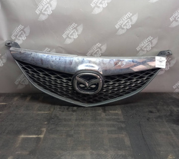 Решітка радіатора Mazda 6 2002-2007 gj6a50712, 21483257